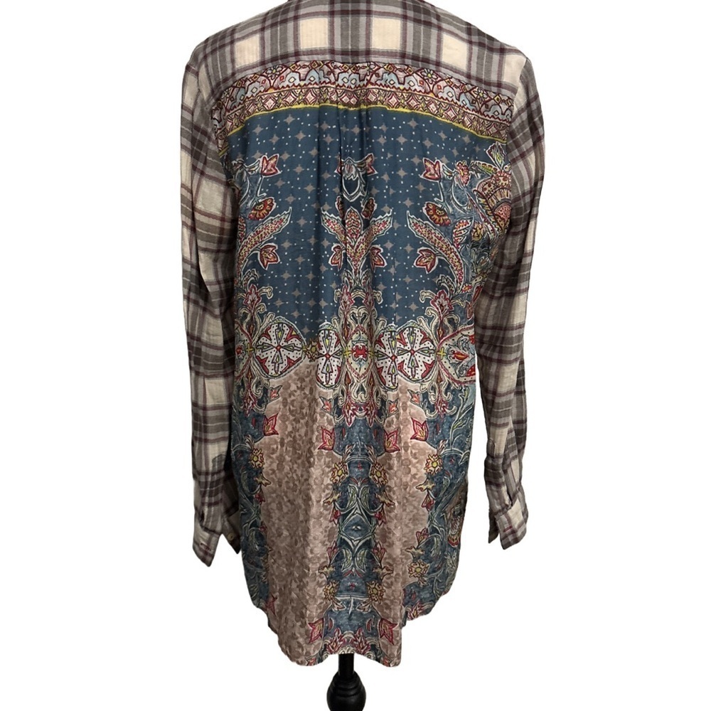 Johnny Was Workshop Silk Back Button Down Top. Size Small - Picture 2 of 8